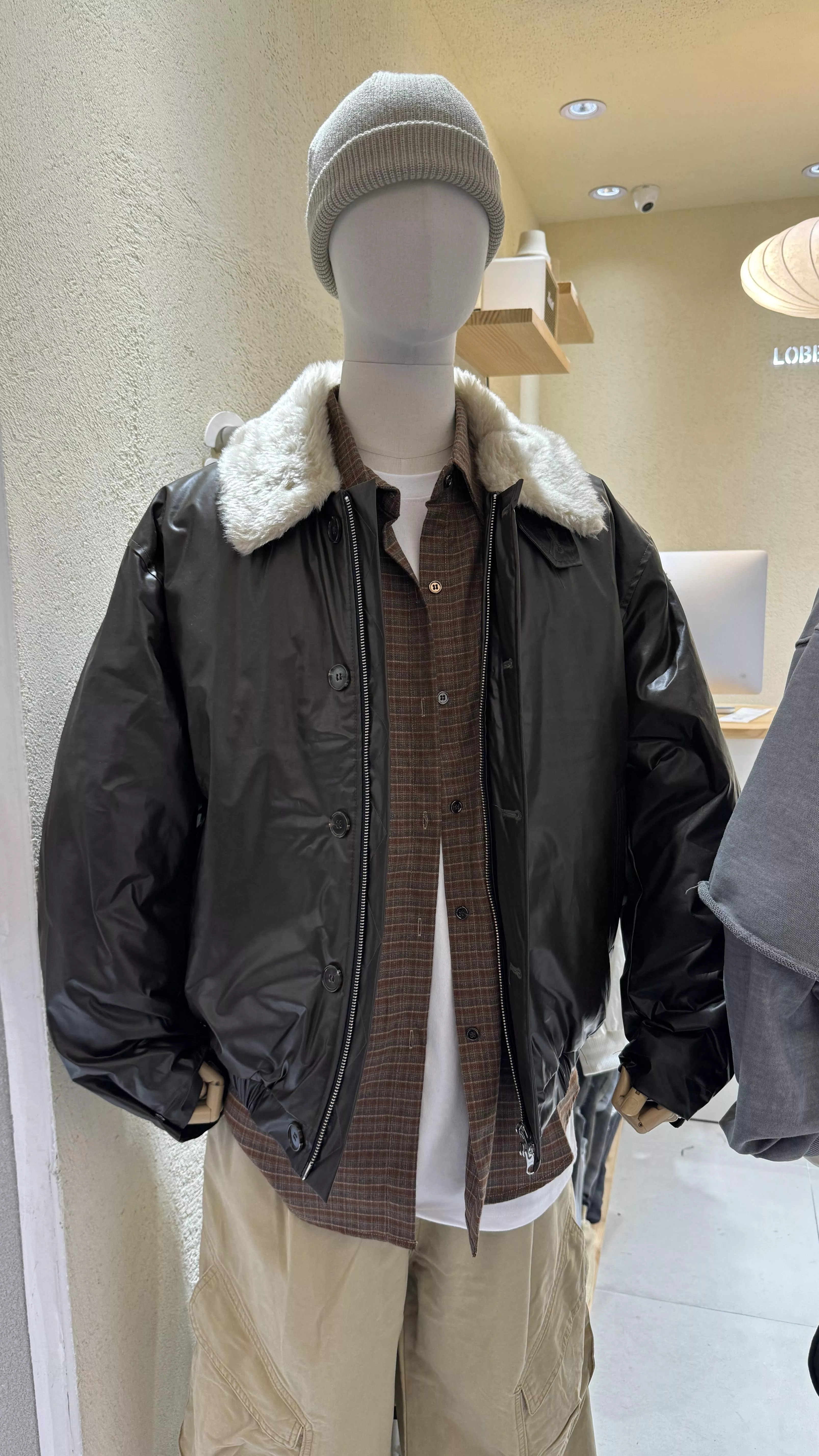 CE21_霧面光澤 羊毛皮蠟面夾克