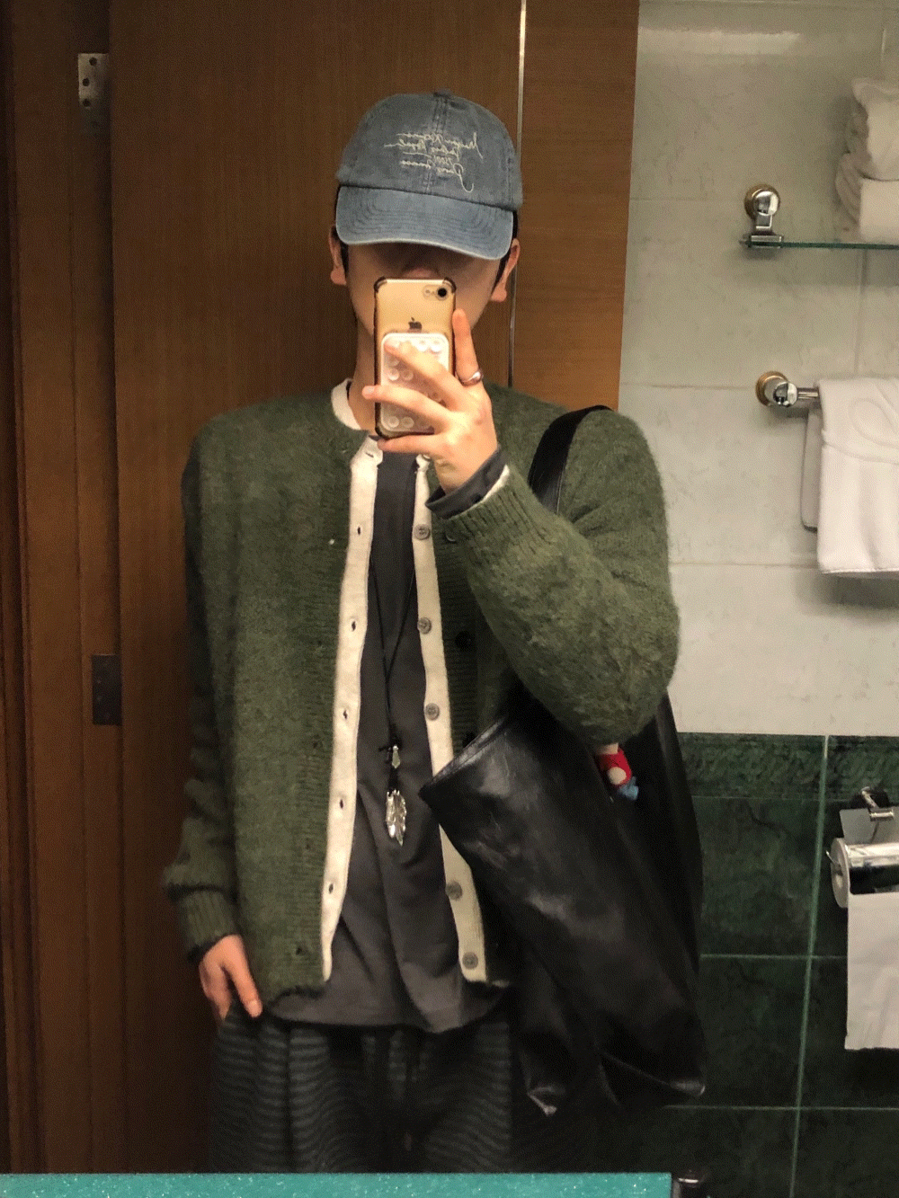 CI12_香港城市 短款羊毛針織衫