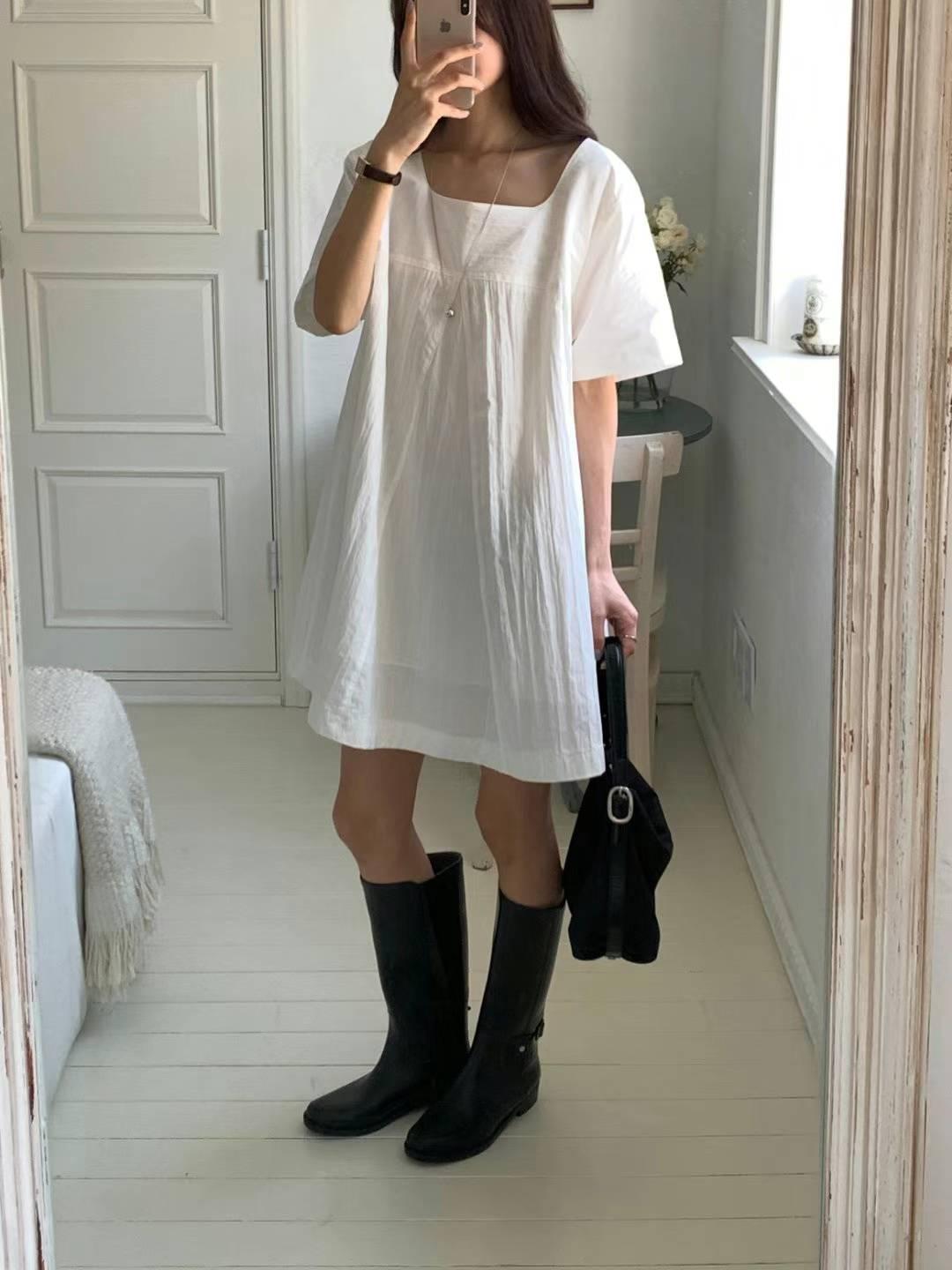 方領寬鬆連身裙