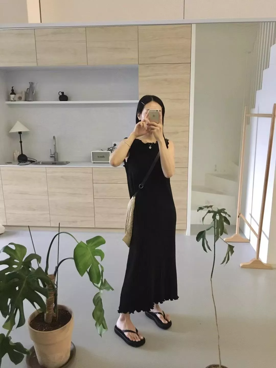 雲朵捲邊無袖洋裝 寬褲