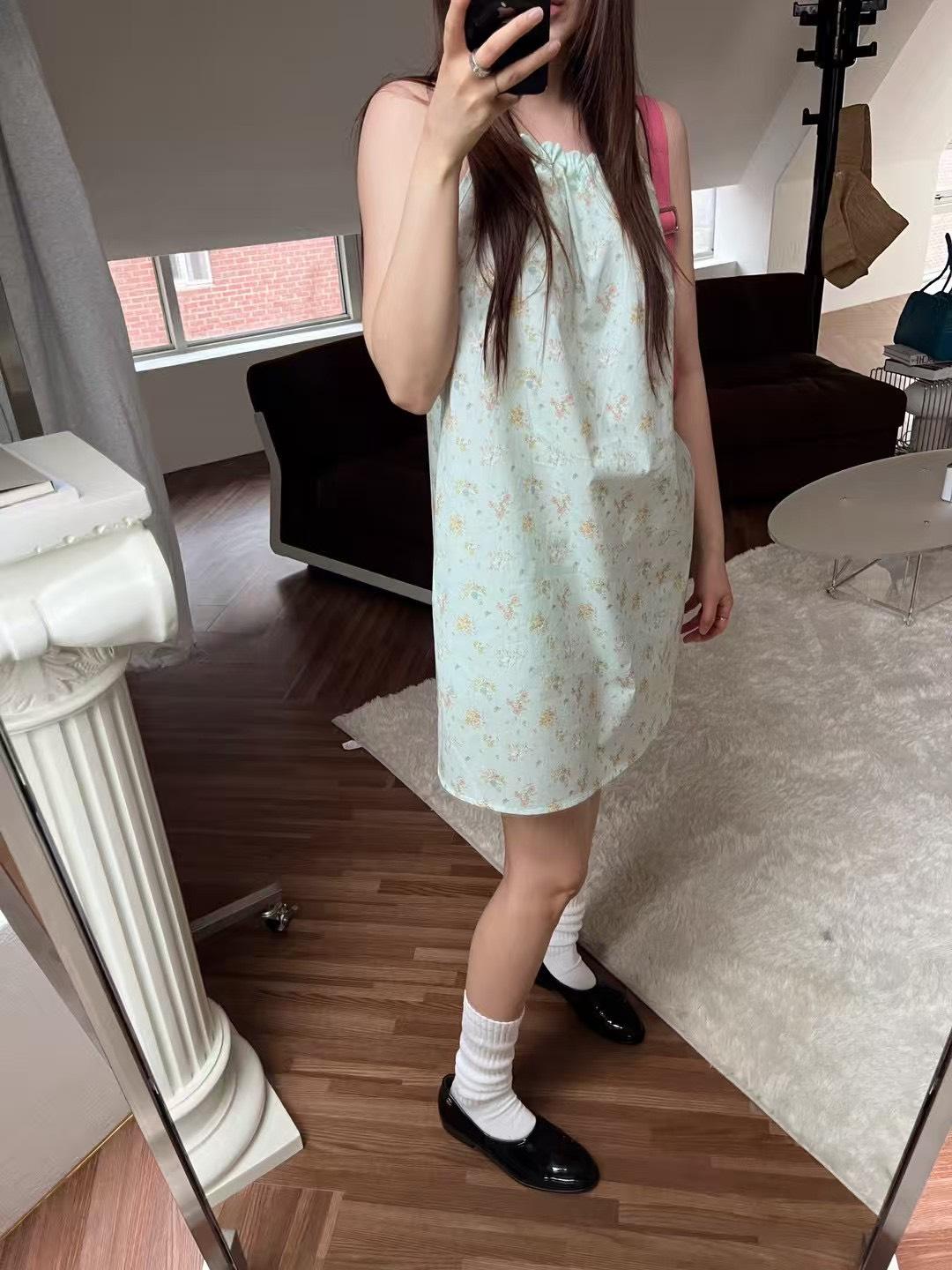 碎花細肩帶洋裝