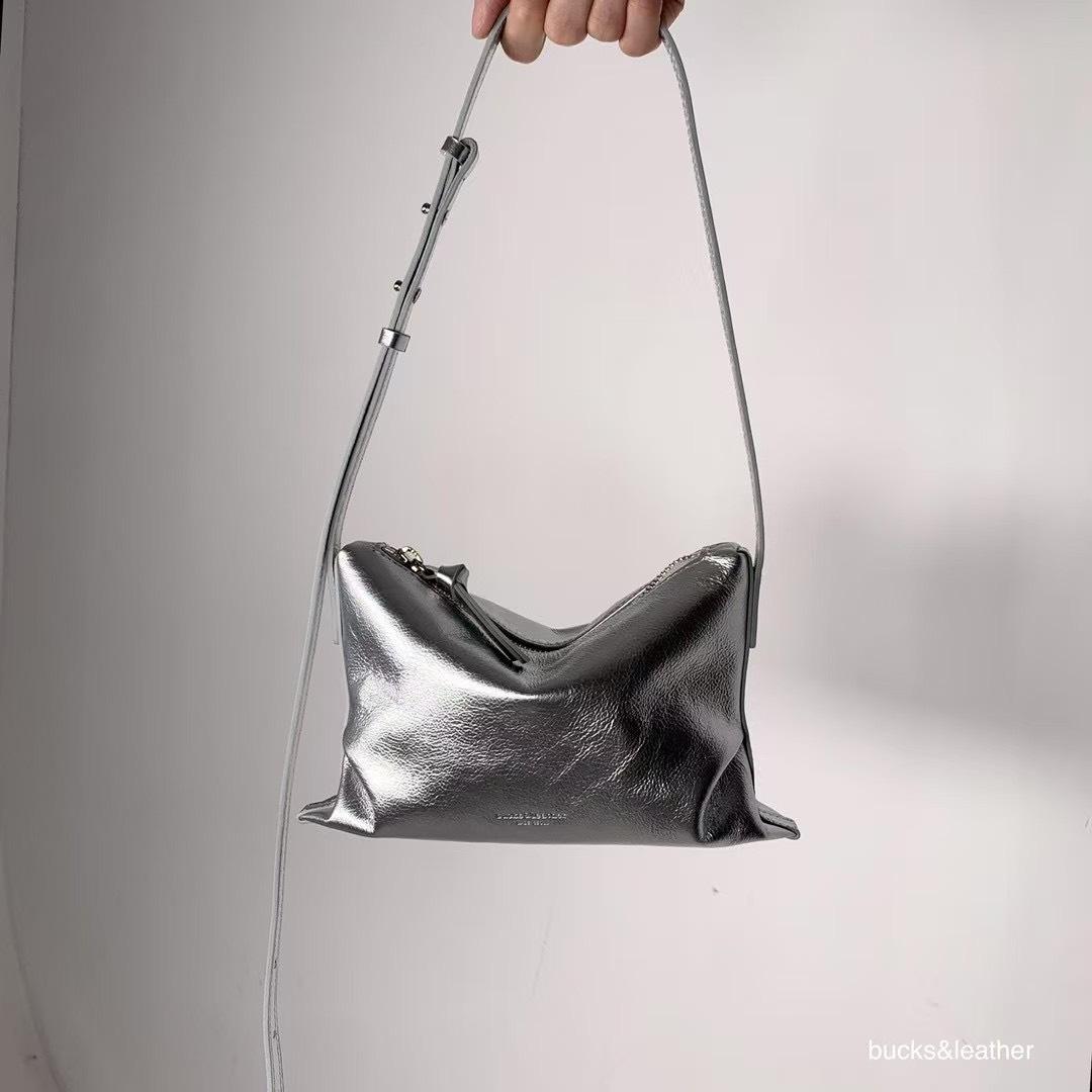 韓國bucks&leather 牛皮單間斜垮包mini
