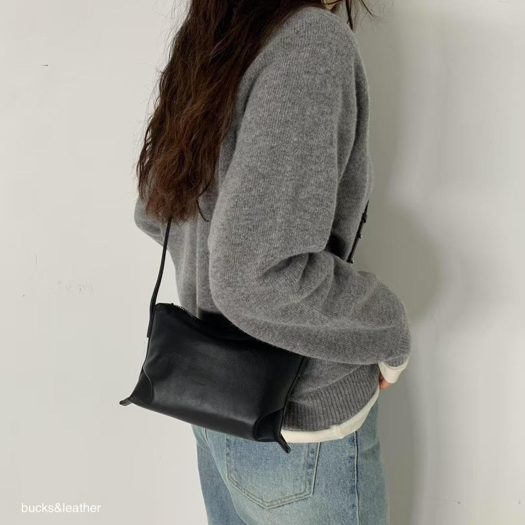 韓國bucks&leather 牛皮單間斜垮包mini