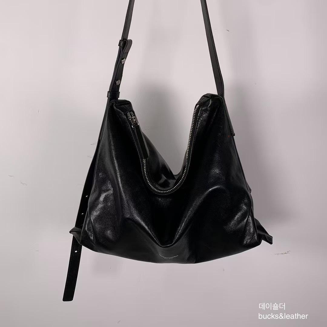 韓國bucks&leather 慵懶單肩斜垮包