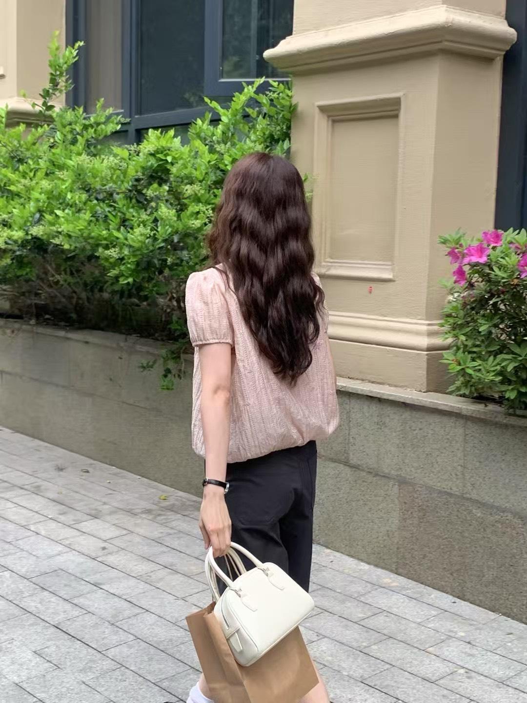 LEONIE韓國荔枝紋小手提包