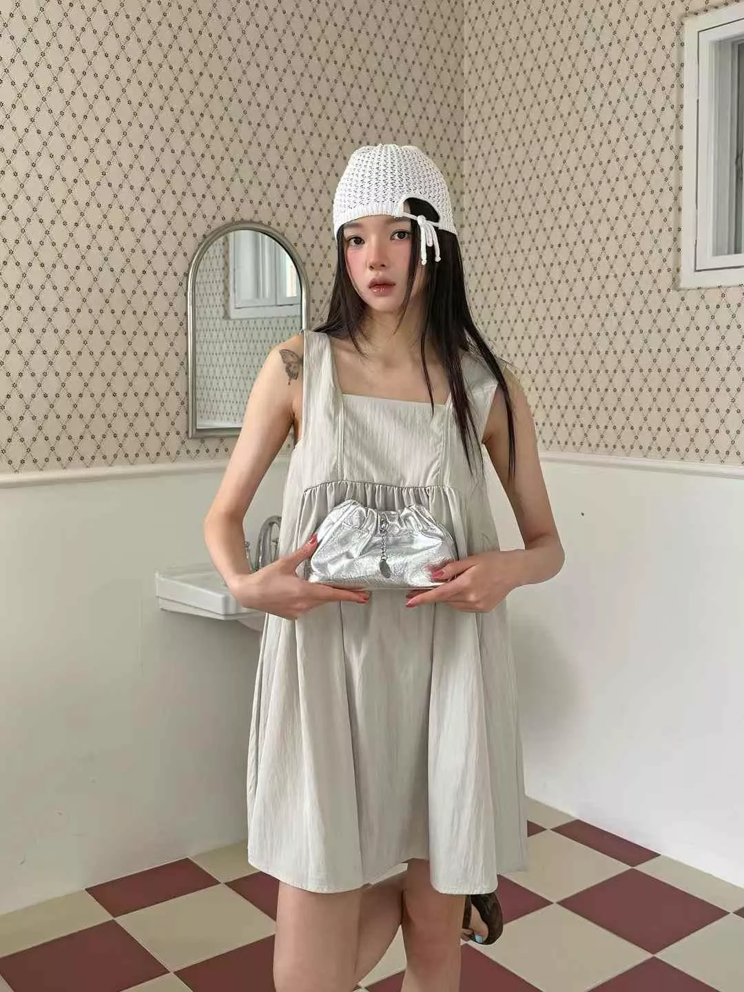 方領無袖洋裝