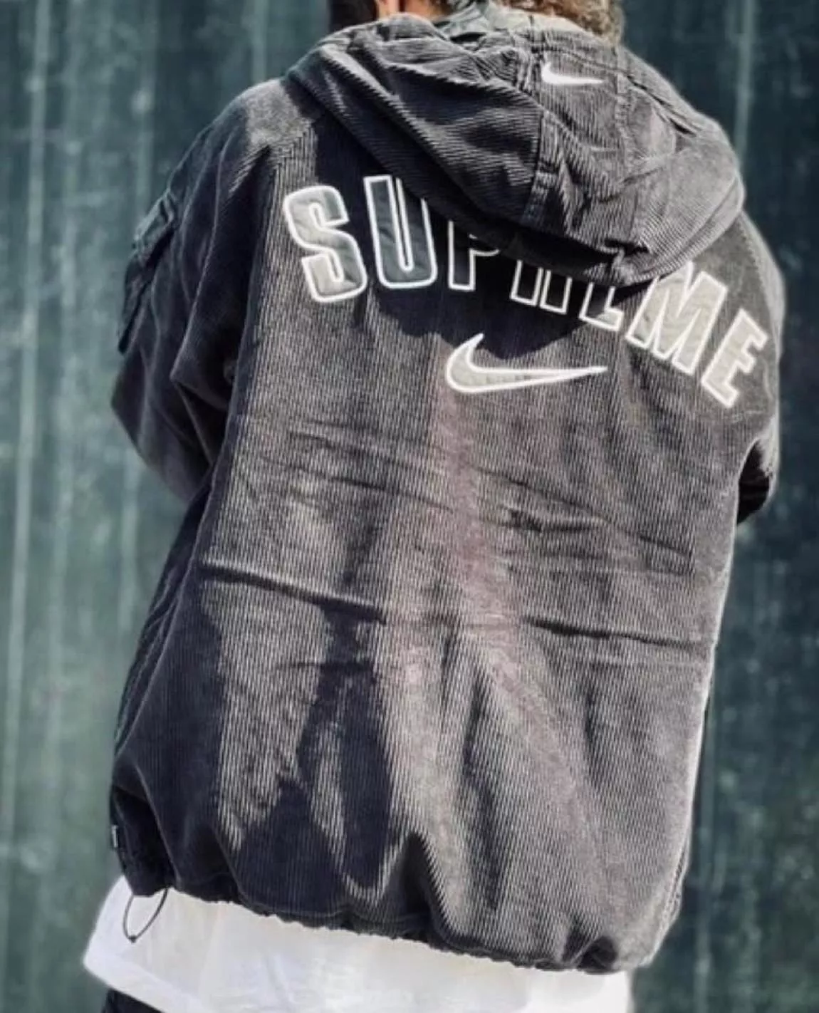 Supreme x Nike Arc Corduroy Hooded Jacket 燈芯絨外套