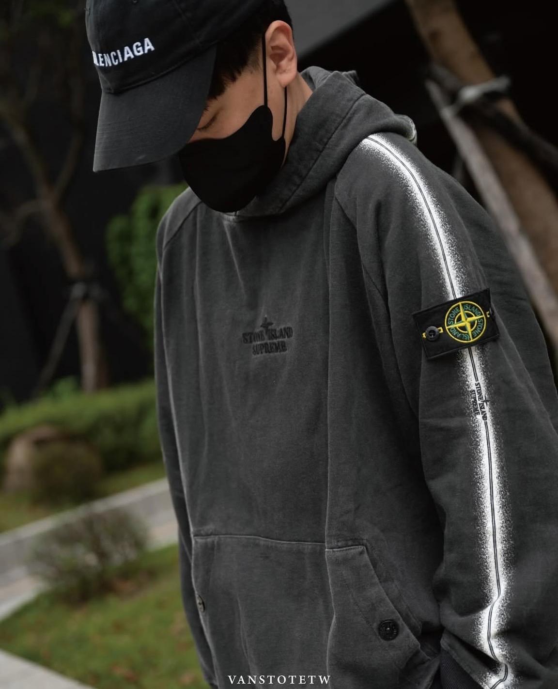 Supreme x Stone lsland 聯名水洗帽TEE