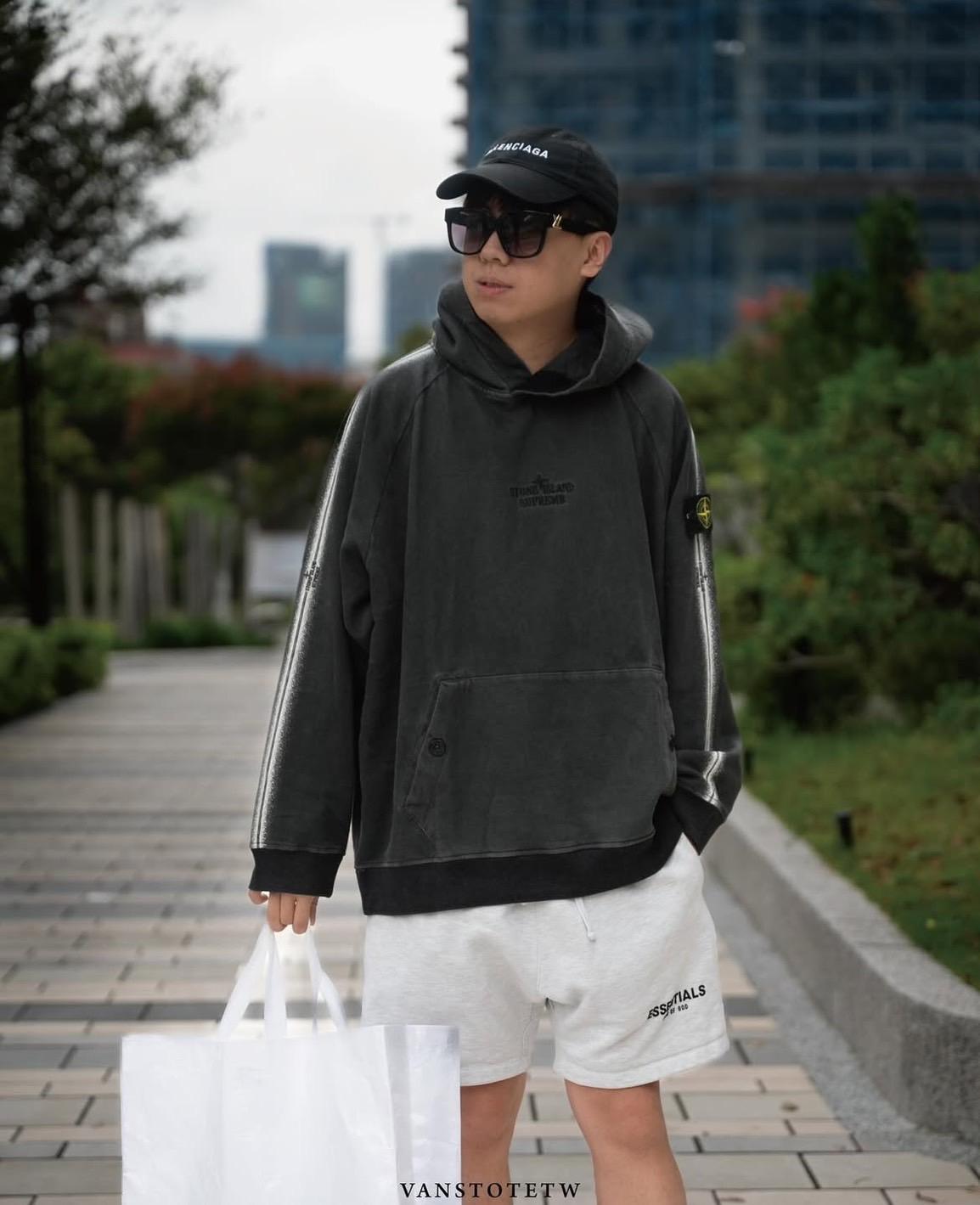 Supreme x Stone lsland 聯名水洗帽TEE