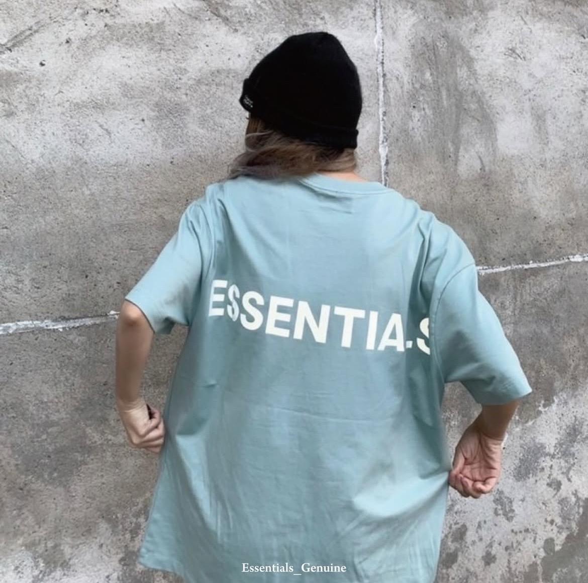 Essentials 19FW 背後超大字反光 Logo 短TEE