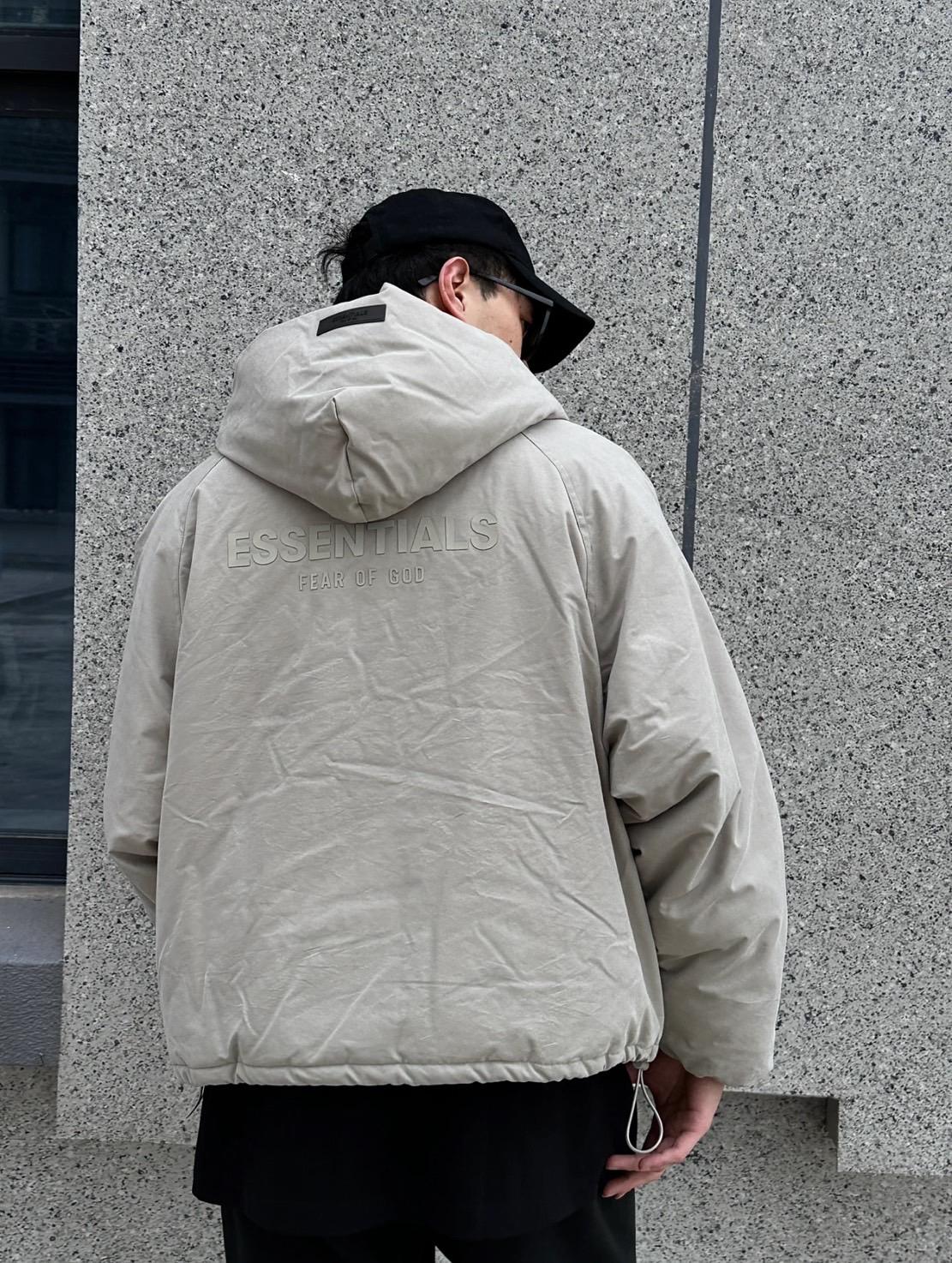 Essentials Fog 23SS 超重磅棉厚外套