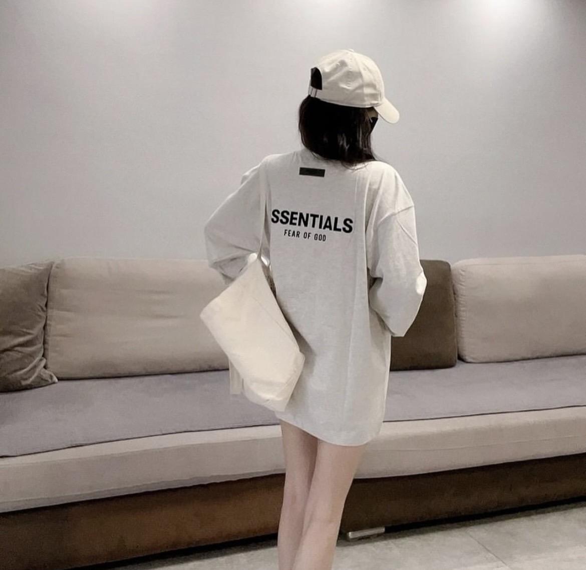 Fear Of God Essentials 22ss 前後植絨字體 Logo 薄長TEE