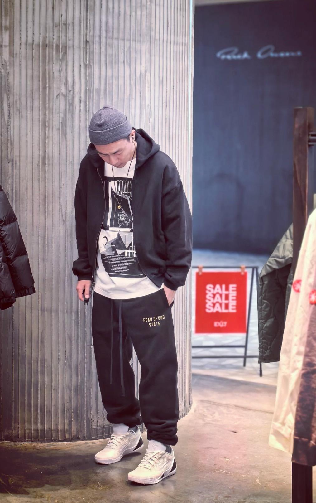 Fear Of God Essentials 24FW Heavy Full Zip Hoodie 拉鍊外套