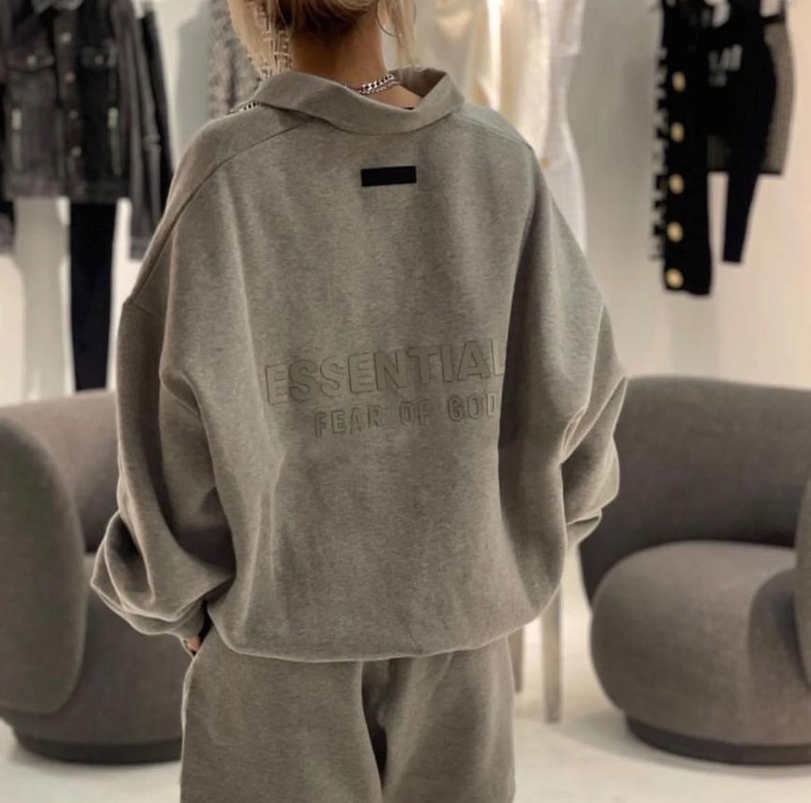 Fear Of God Essentials 24FW 背後字母 Polo 衛衣