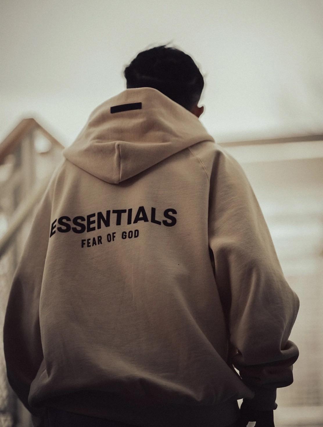 Fear Of God Essentials 背後字母帽TEE