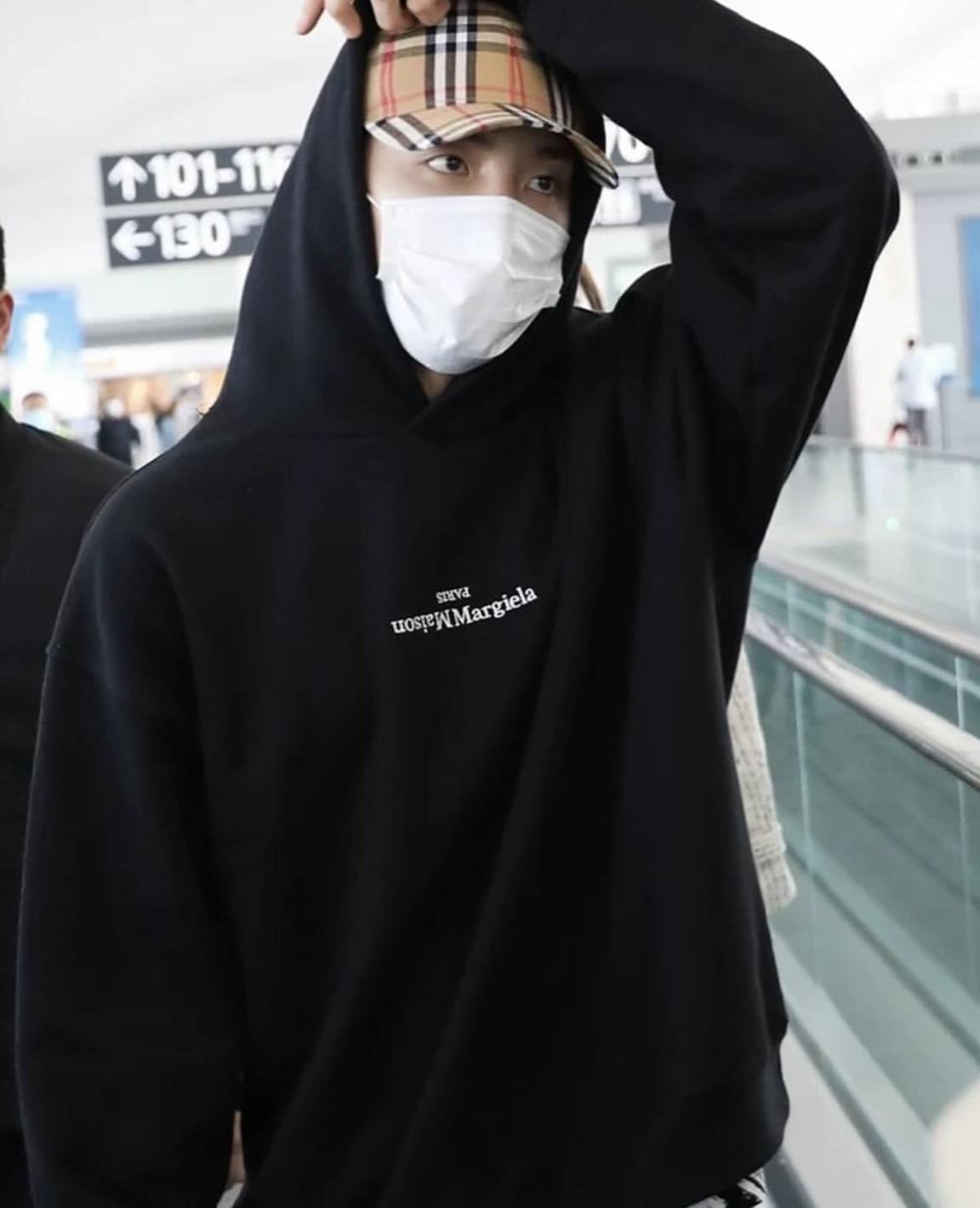 Maison Margiela MM6 顛倒字母小 Logo 帽TEE