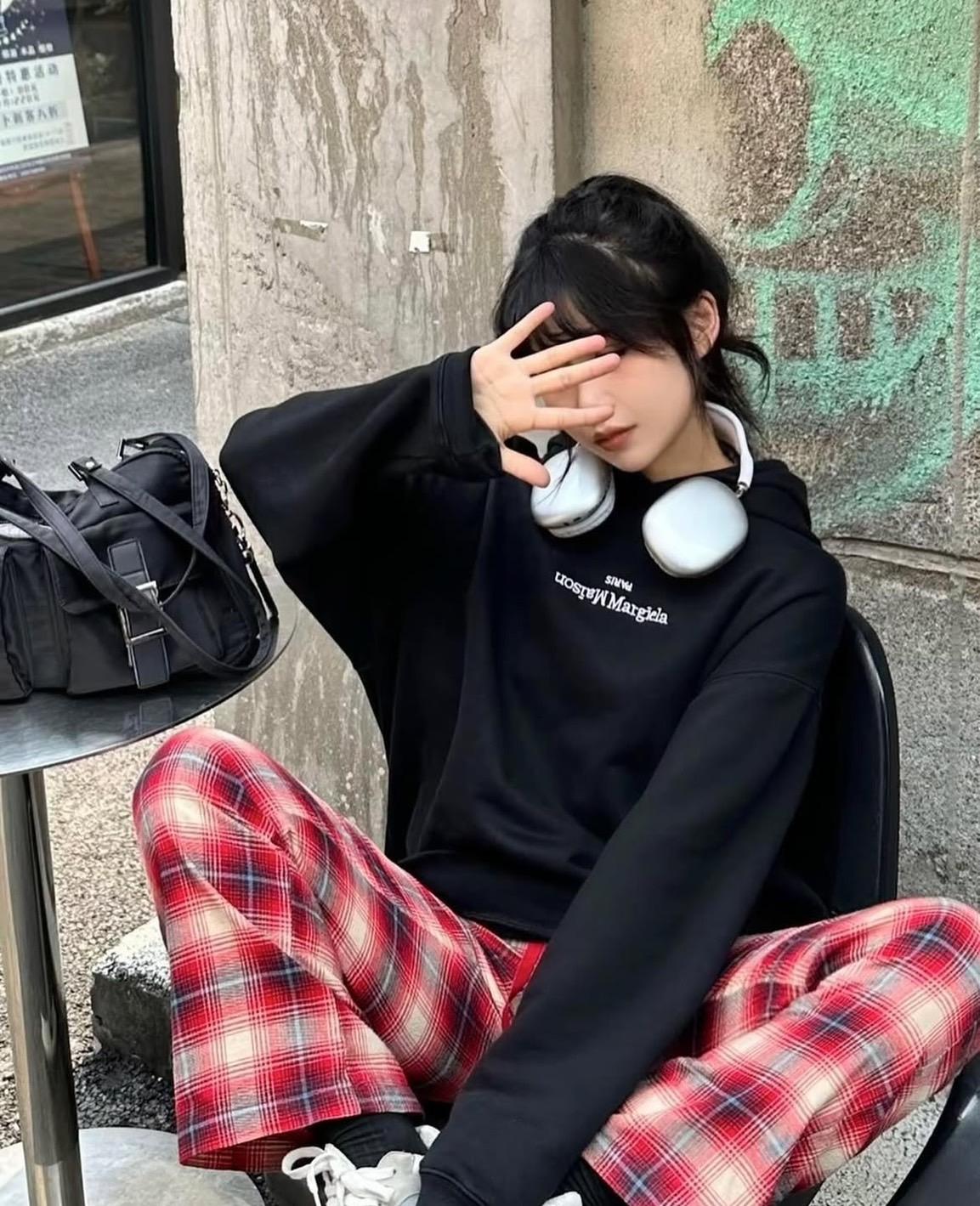 Maison Margiela MM6 顛倒字母小 Logo 帽TEE
