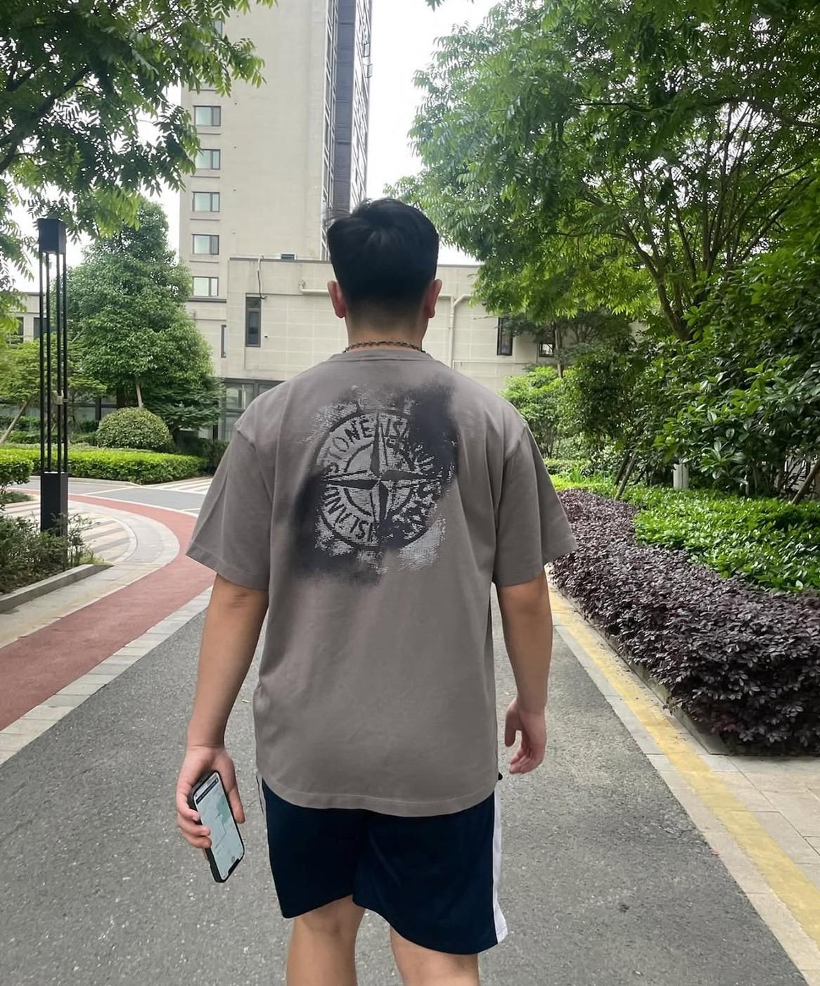 Stone lsland 石頭島 ss24 Dirtyfit 煙霧 Logo 短TEE