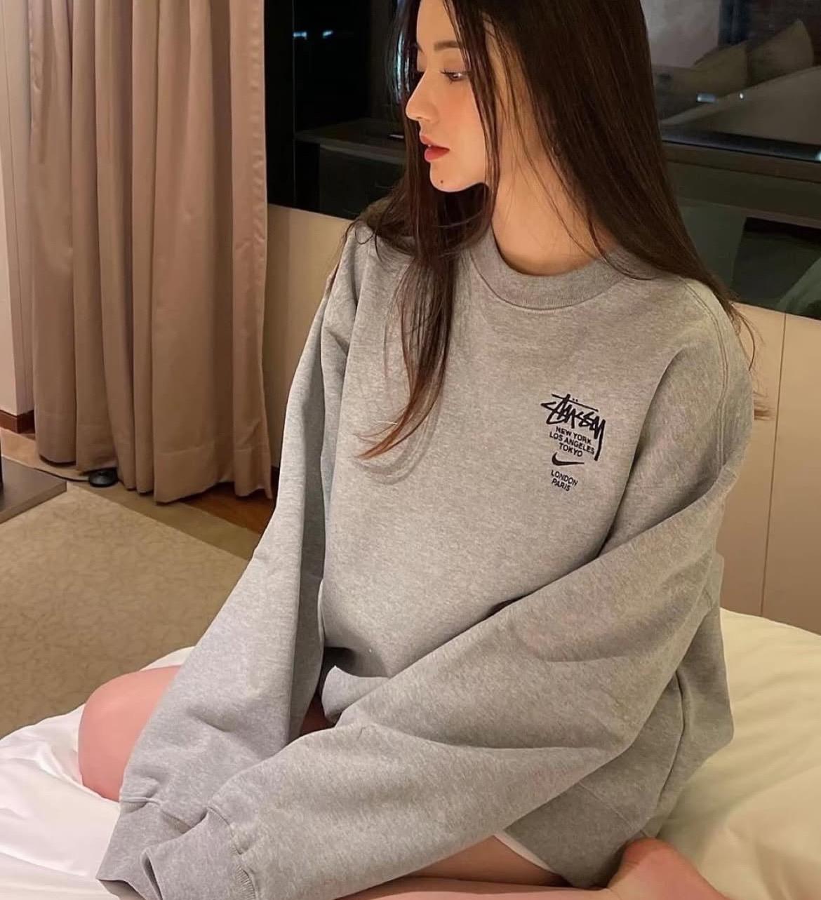 Stussy x Nike Crew Fleece 刺繡 Logo 聯名大學TEE