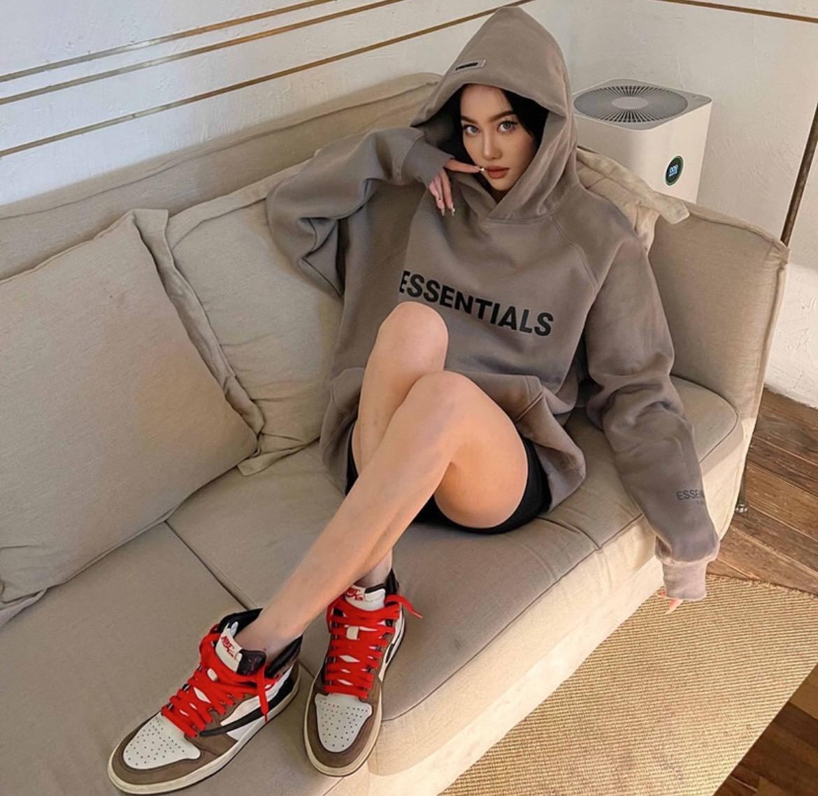 Fear Of God Essentials 21FW 前字帽TEE