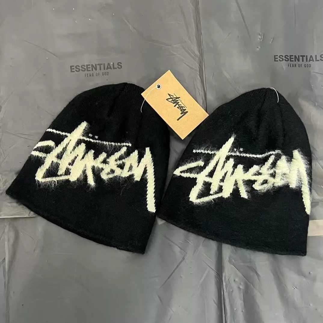 Stussy Skullcap Brushed Out Stock 毛帽