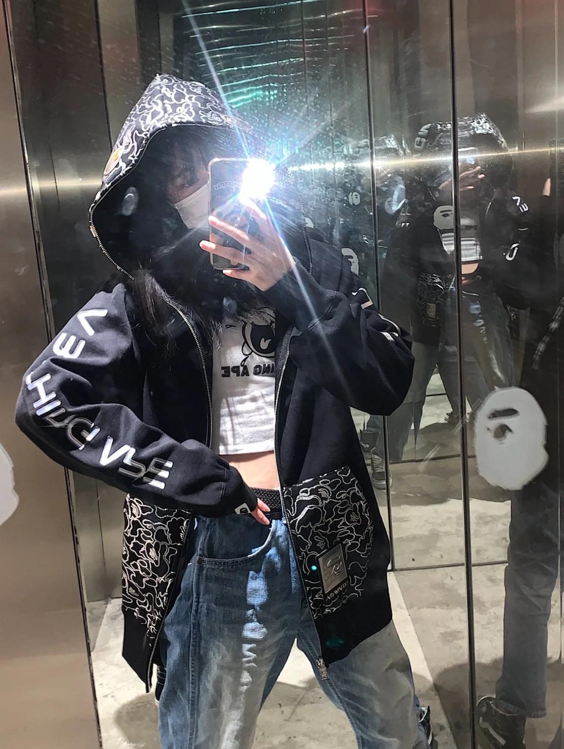 現貨 Bape x Hajime Sorayama 空山基聯名商品 鯊魚帽夾 SHARK FULL ZIP 外套