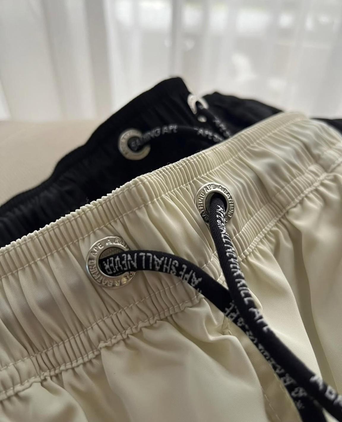 現貨 A Bathing ape Bape經典小頭尼龍短褲