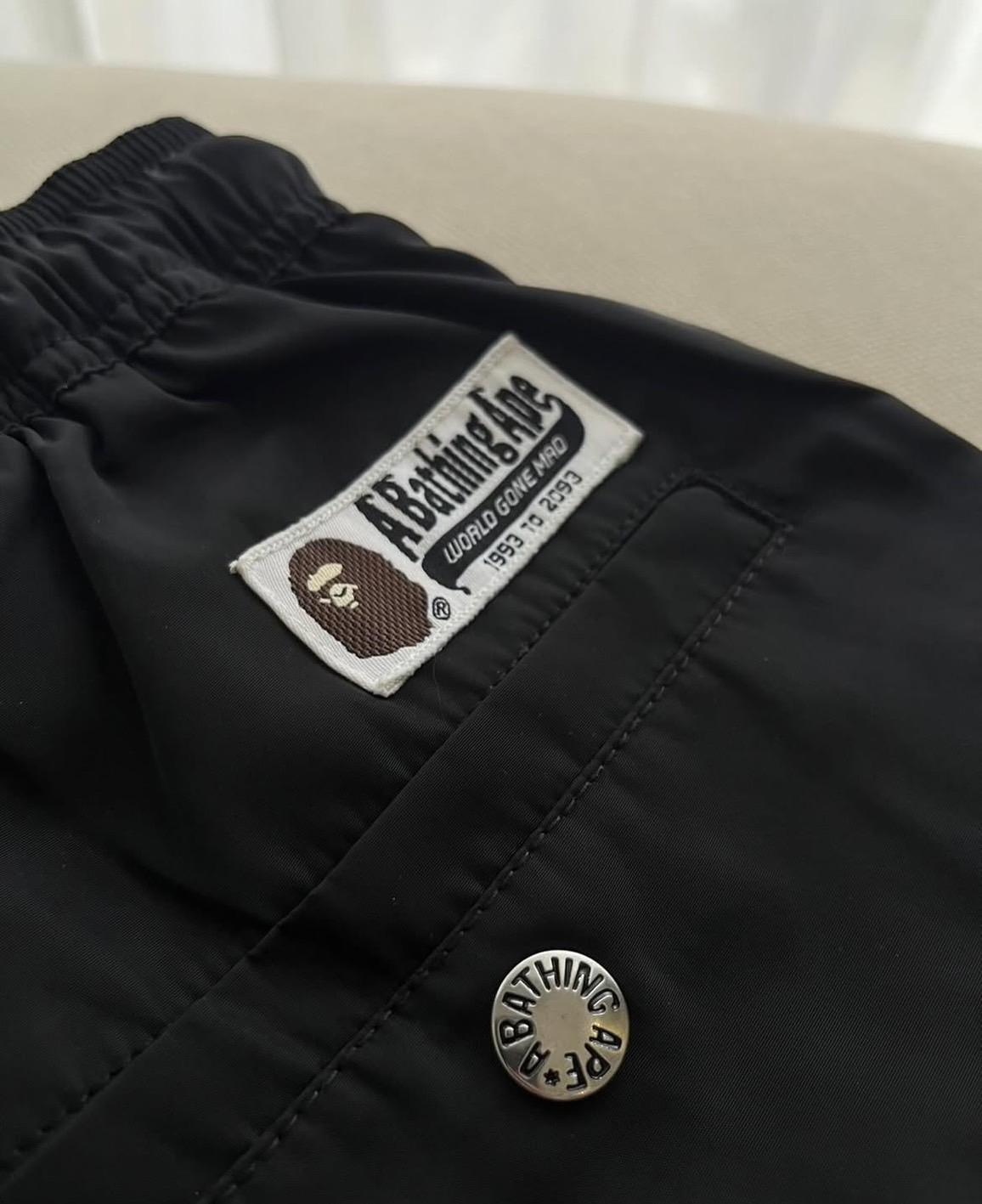 現貨 A Bathing ape Bape經典小頭尼龍短褲