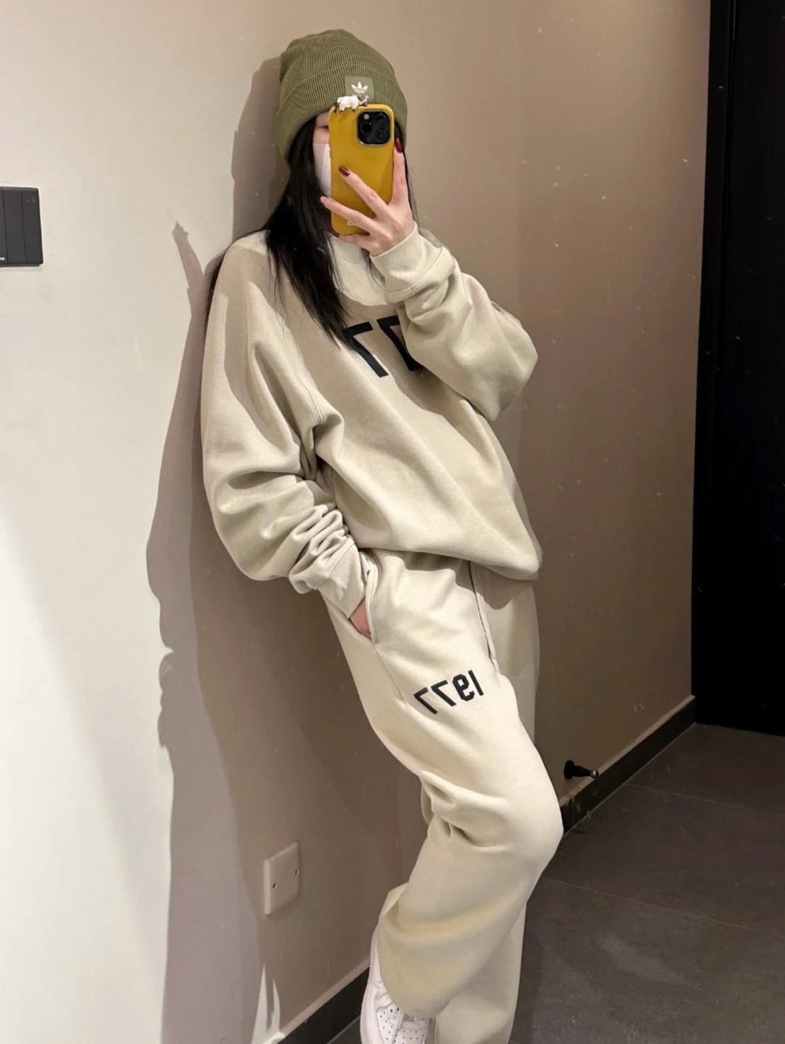 Fear of God Essentials 1977 植絨直筒長褲