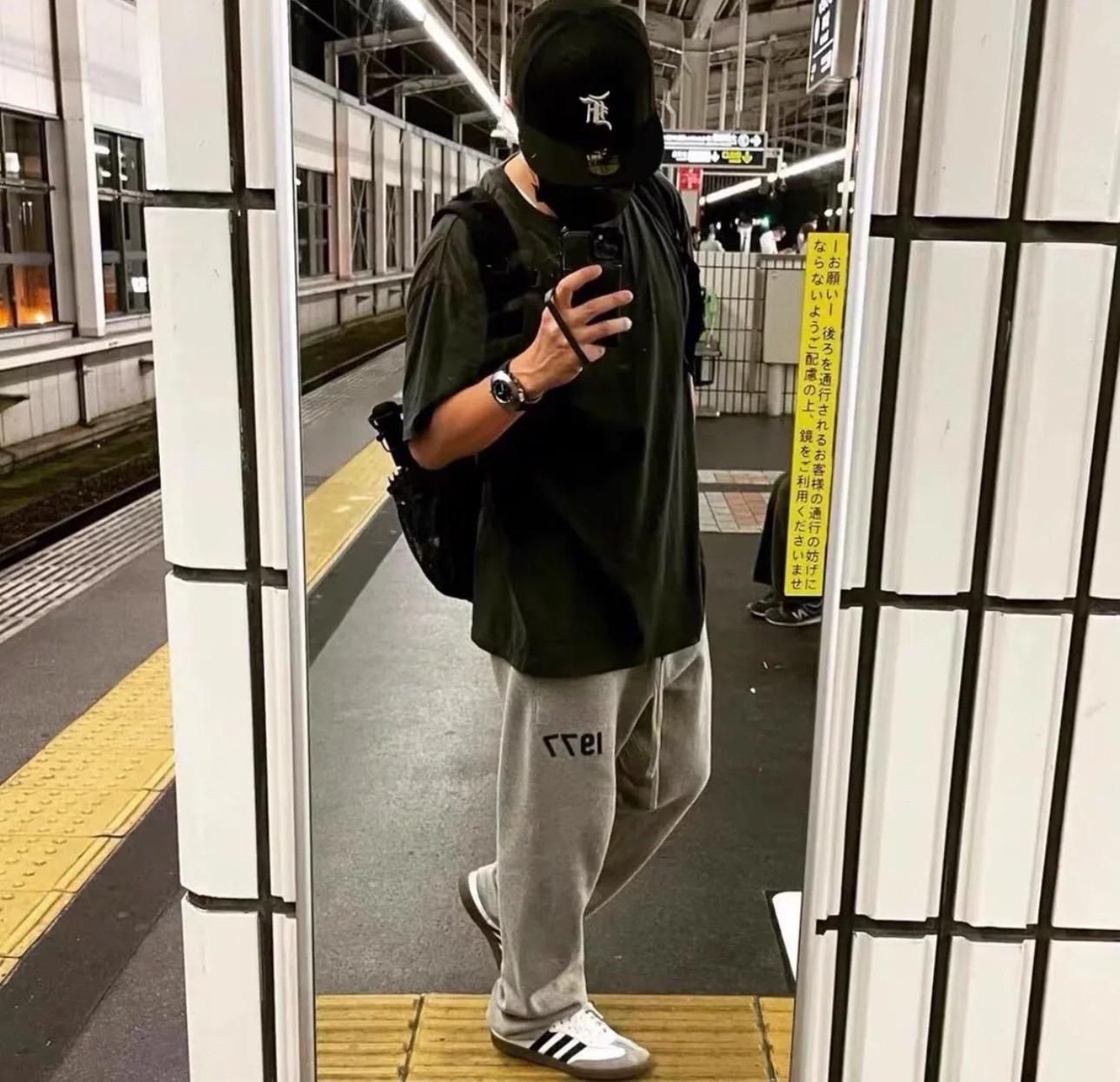 Fear of God Essentials 1977 植絨直筒長褲