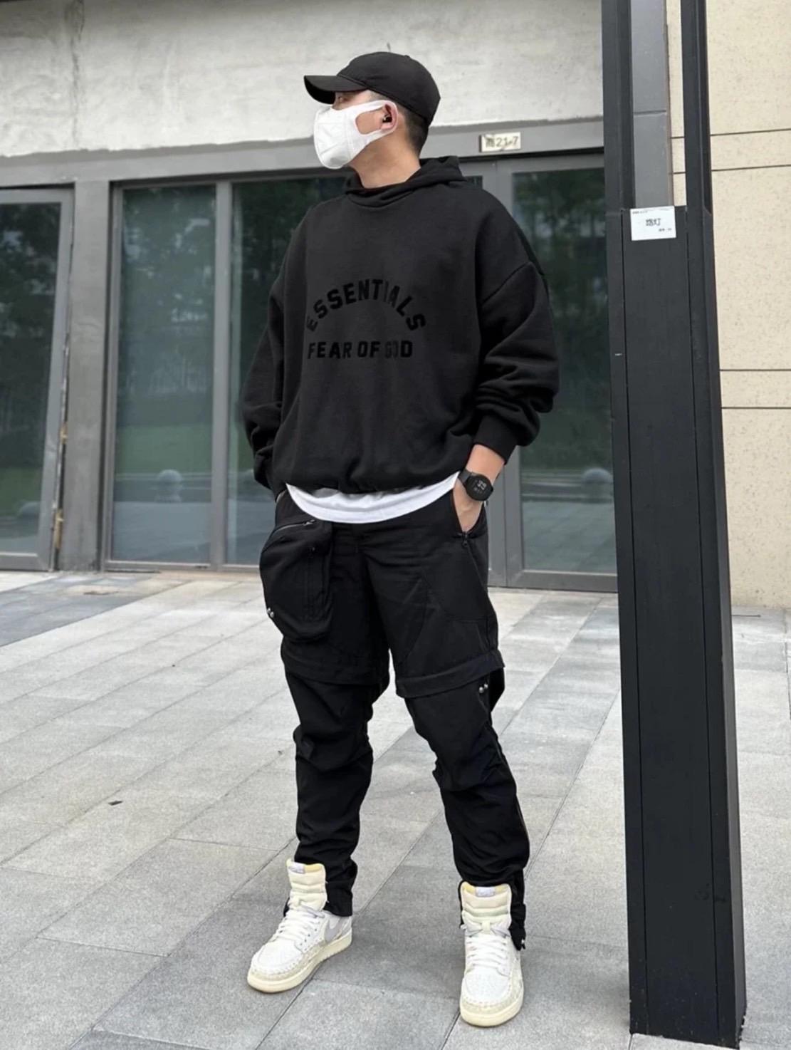 Fear Of God Essentials 23ss Hoodie Jet Black 圓弧字體帽TEE