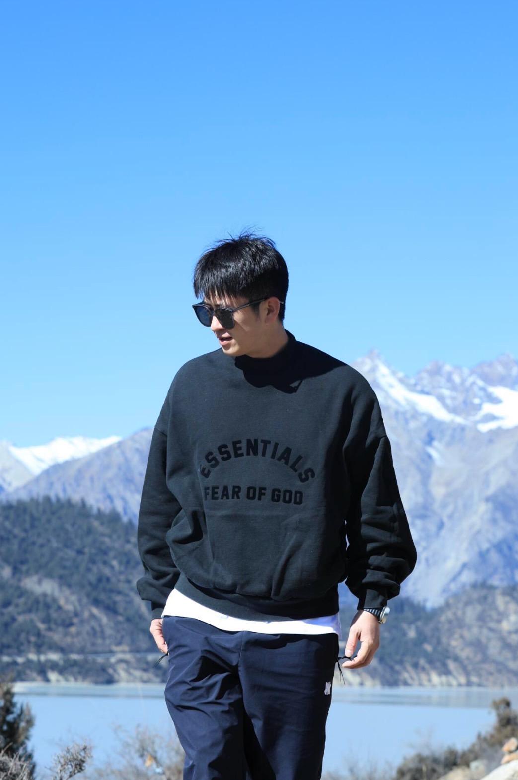 Fear Of God Essentials 23SS Hoodie Jet Black 圓弧字體大學TEE