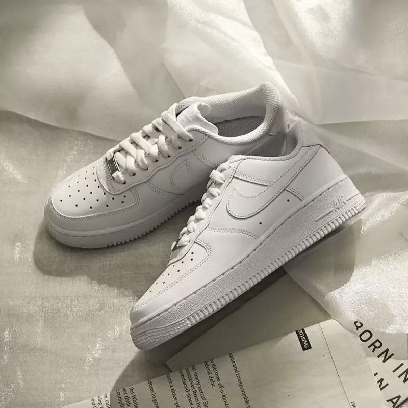Nike Air Force 全白 空軍一號 男女款
