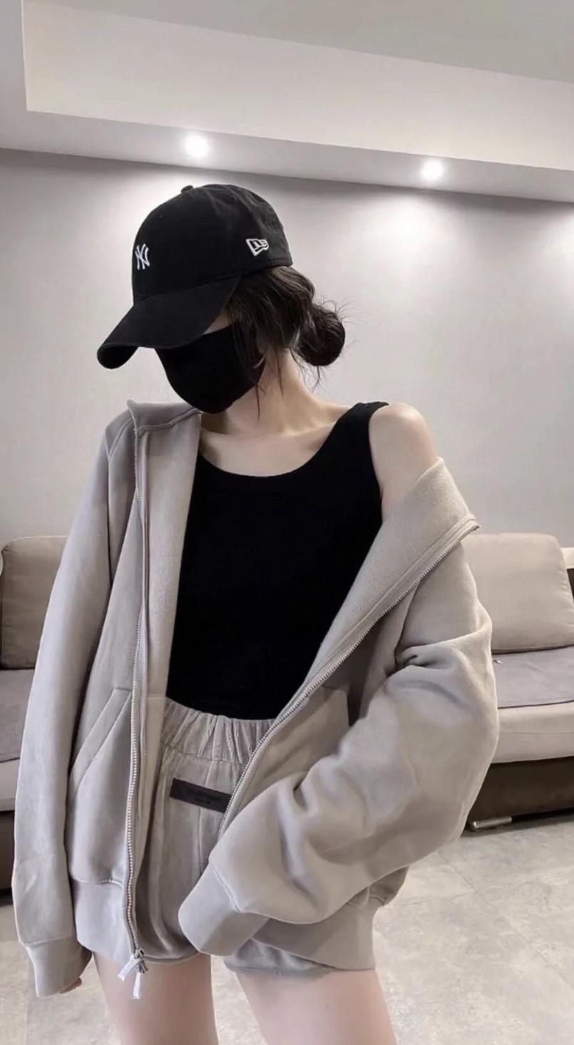 Fear Of God Essentials 22FW 拉鍊外套
