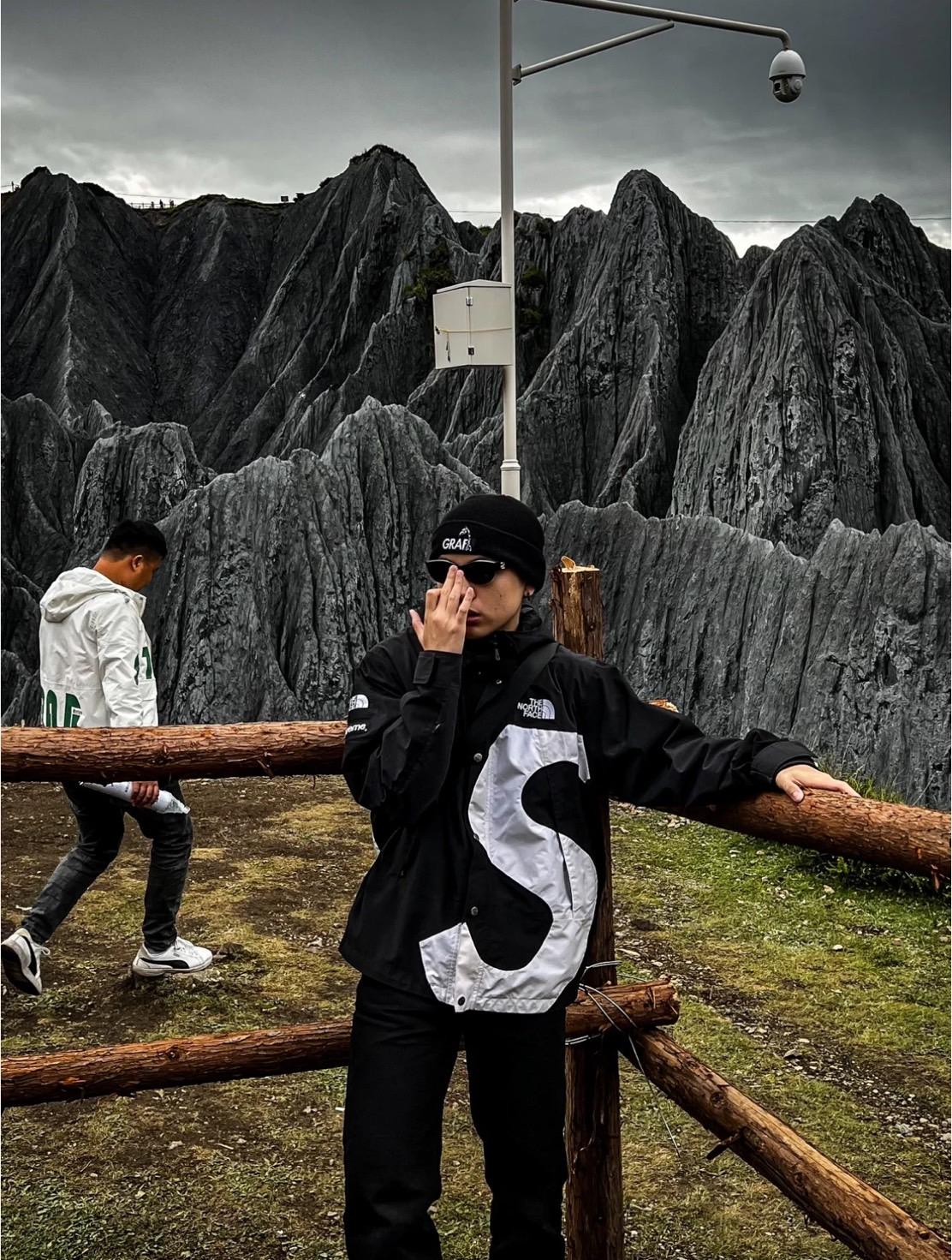Supreme x The North Face SS21聯名外套