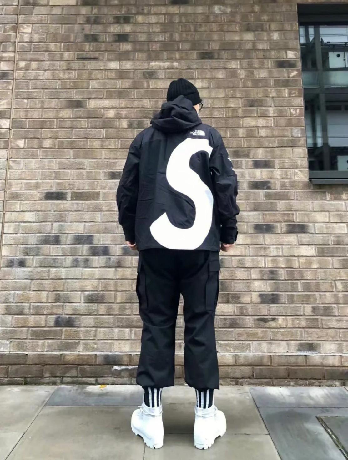Supreme x The North Face SS21聯名外套