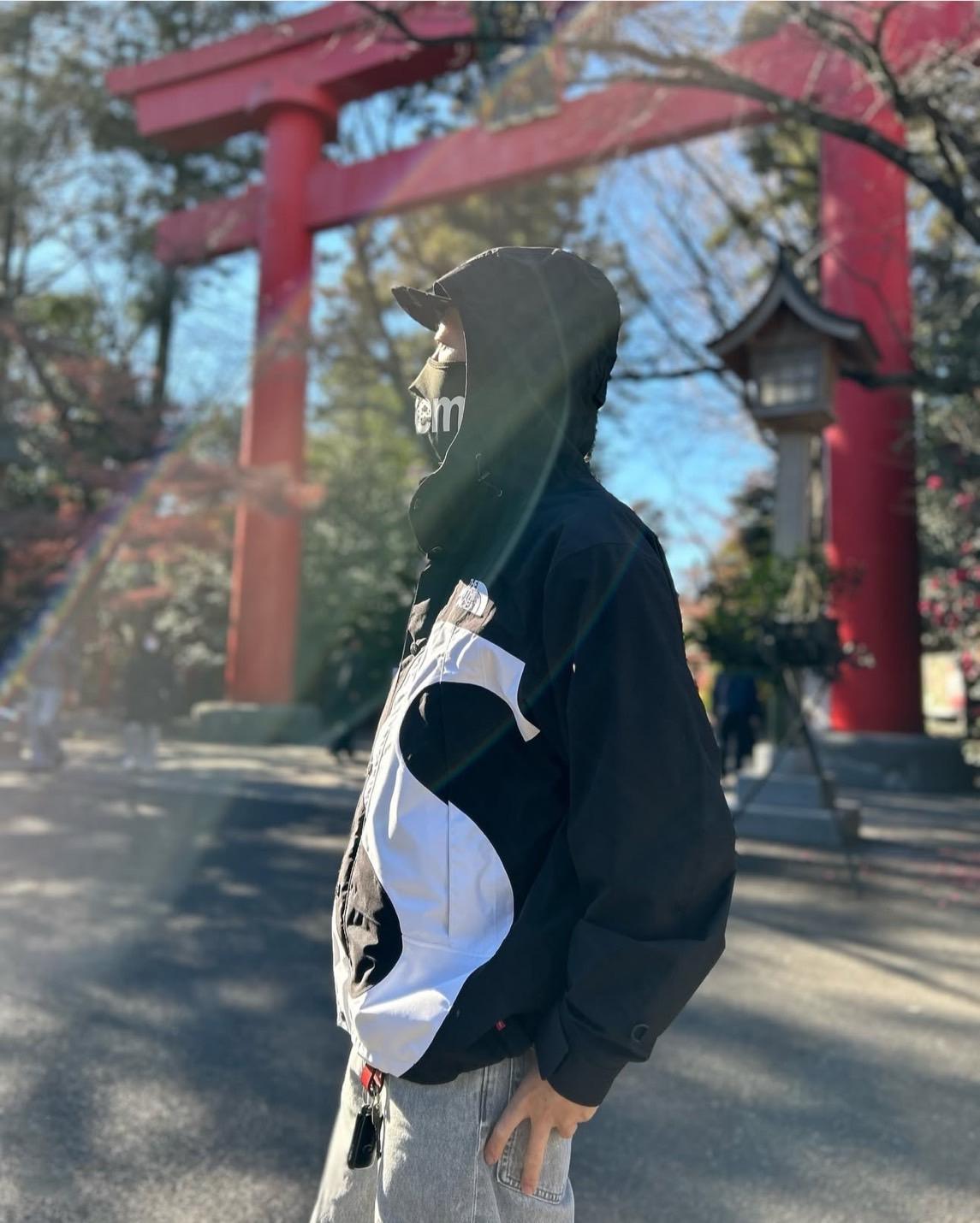 Supreme x The North Face SS21聯名外套