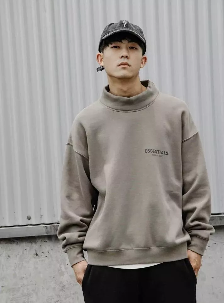 Fear Of God Essentials SS20 半高領反光Logo 衛衣