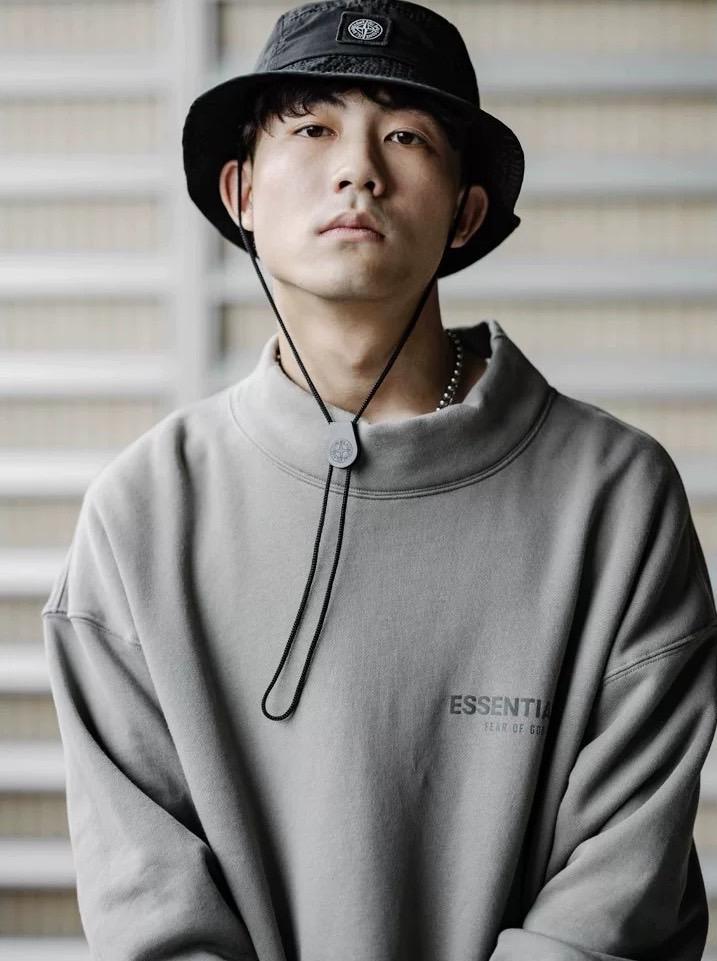 Fear Of God Essentials SS20 半高領反光Logo 衛衣