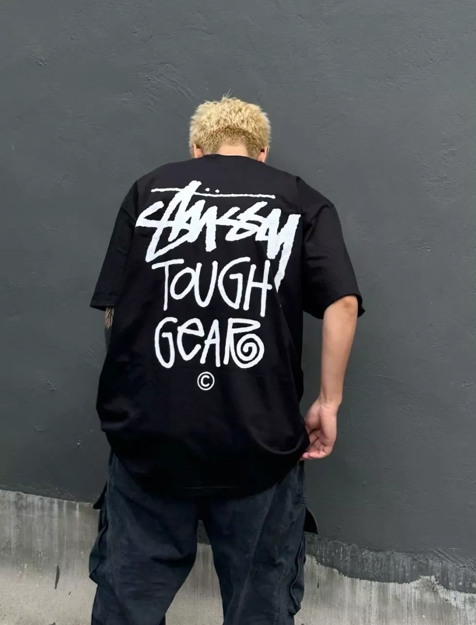Stussy Tough Gear 草寫塗鴉短TEE