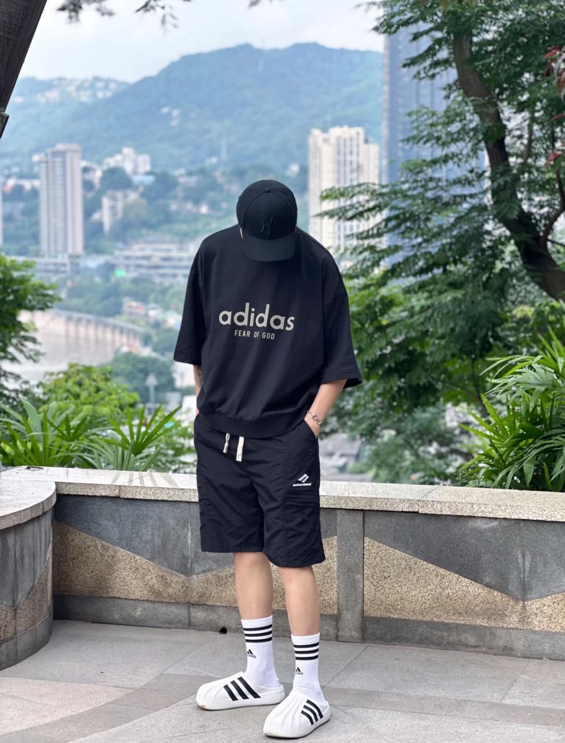 Fear of God x Adidas Athletics Crewneck 聯名短TEE