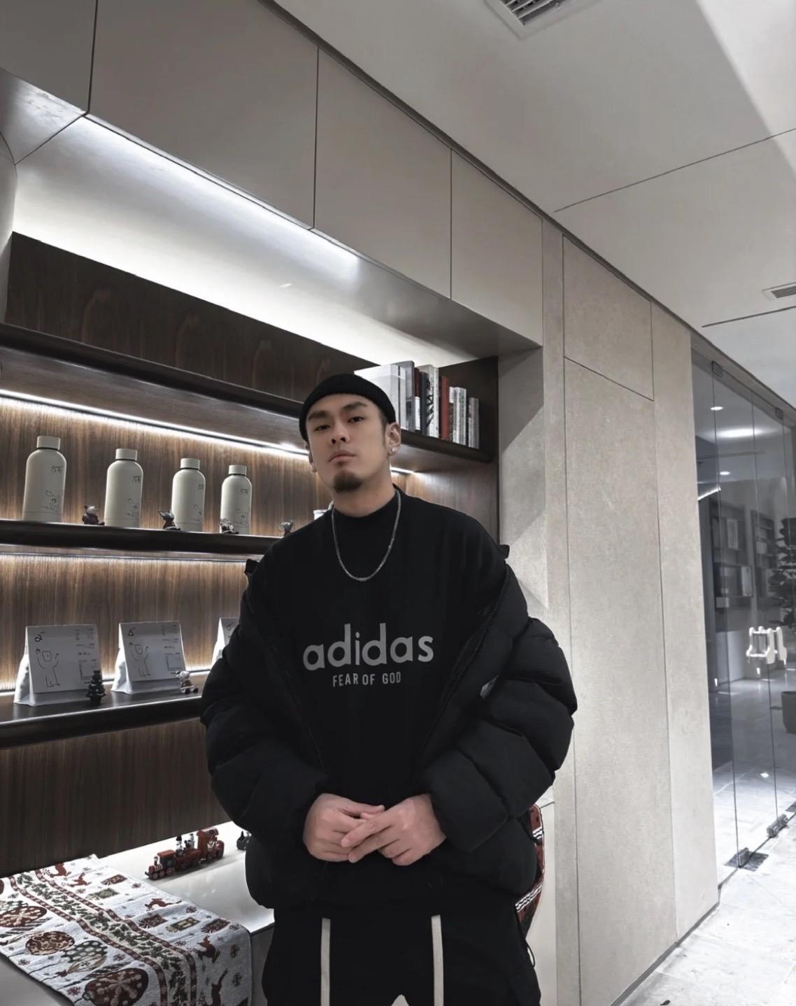 Fear of God x Adidas Athletics Crewneck 聯名短TEE