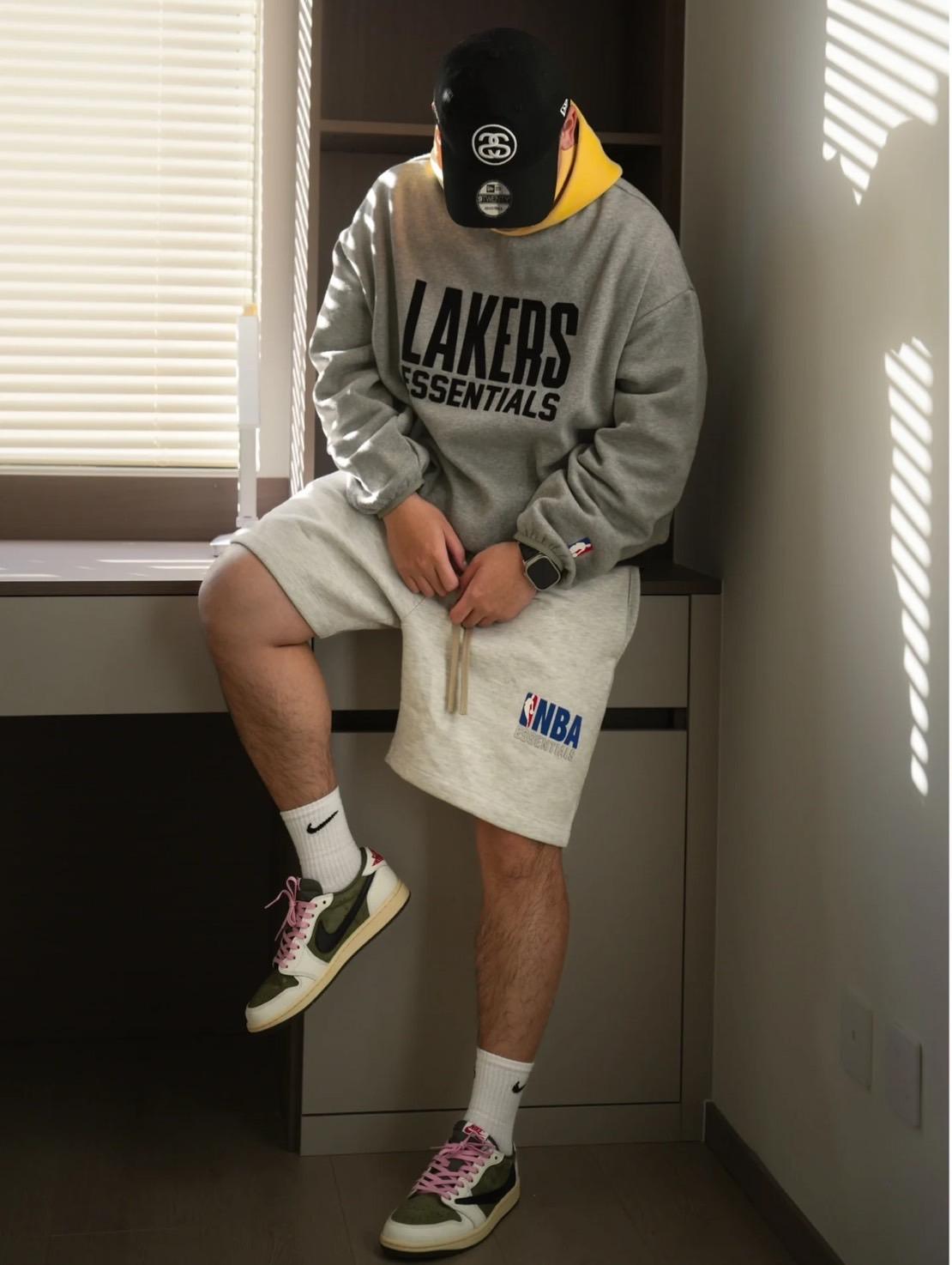 Fear Of God Essentials x NBA聯名短褲