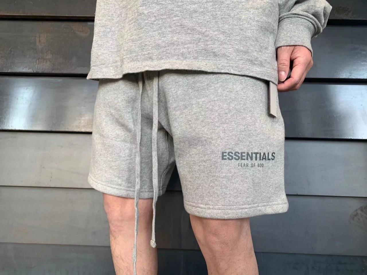 Fear Of God Essentials 3M 反光棉短褲