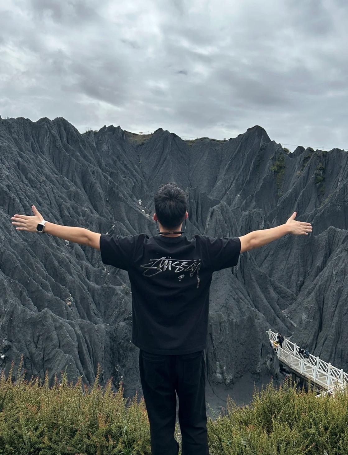 Stussy Mercury Tee 潮流水銀字母短TEE