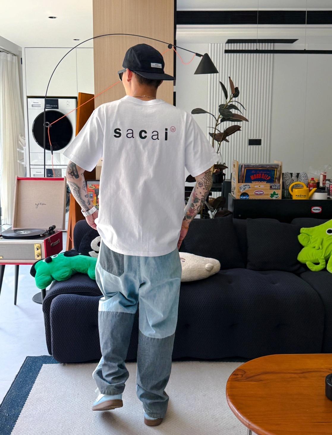 トップス WTAPS x sacai Print T-Shirt SS Cotton White WTAPS Edition Flock Print T-shirt by sacai on Sale
