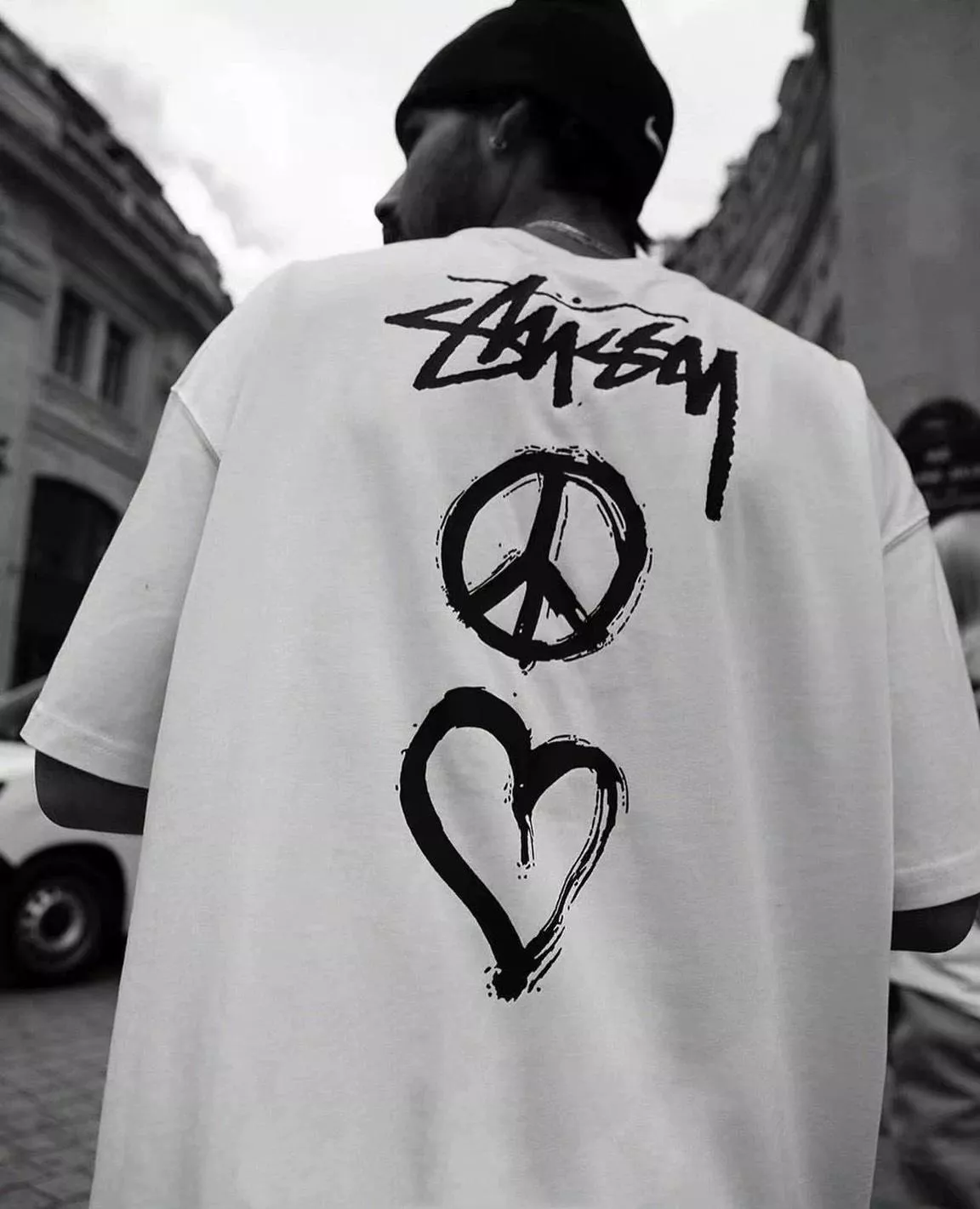 Stussy x Nike x 世界和平 x 愛心聯名短TEE