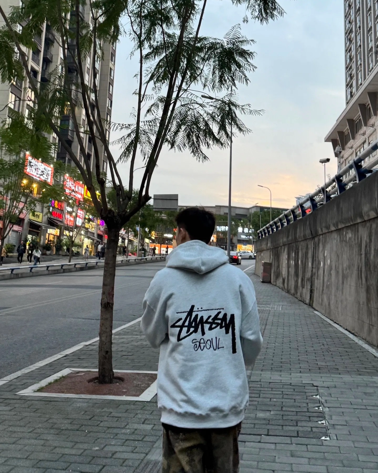Stussy Seoul Hoodie首爾城市限定帽TEE |