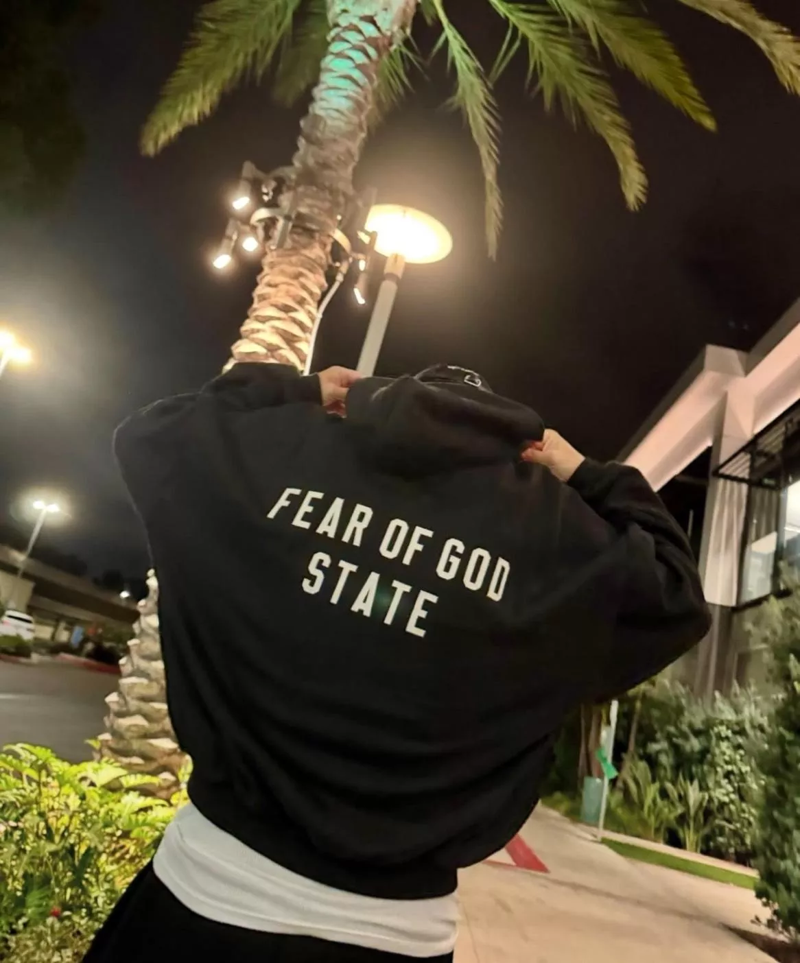 Fear of God 24FW Essentials Zip Hoodie 外套