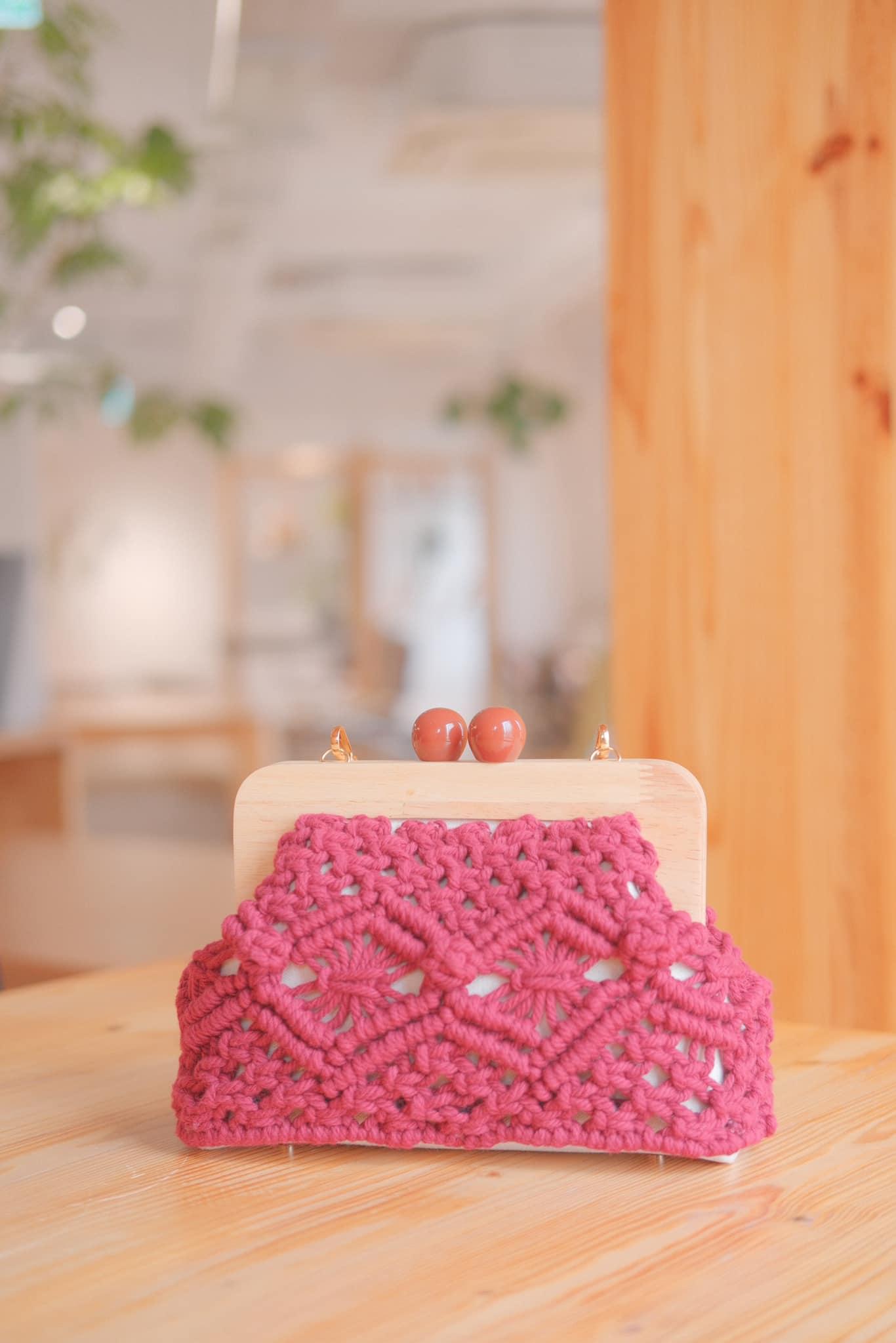 森之物語(淺木色)-刺繡編織包/口金包